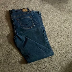 Levi jeans